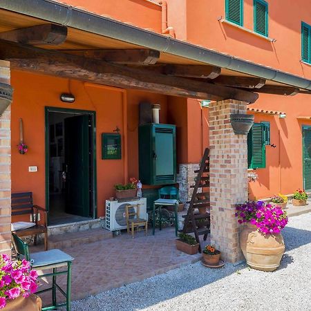 La Locanda Country House Borgo Montenero Bagian luar foto