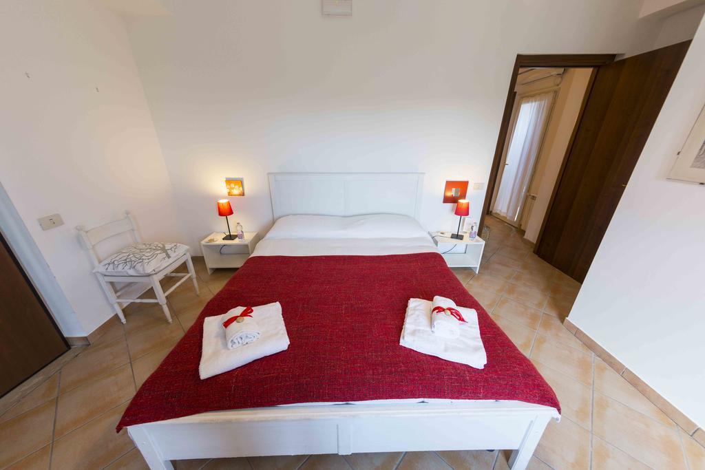 La Locanda Country House Borgo Montenero Bagian luar foto