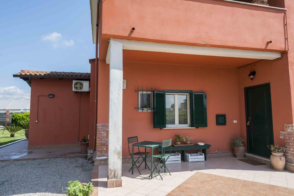 La Locanda Country House Borgo Montenero Bagian luar foto